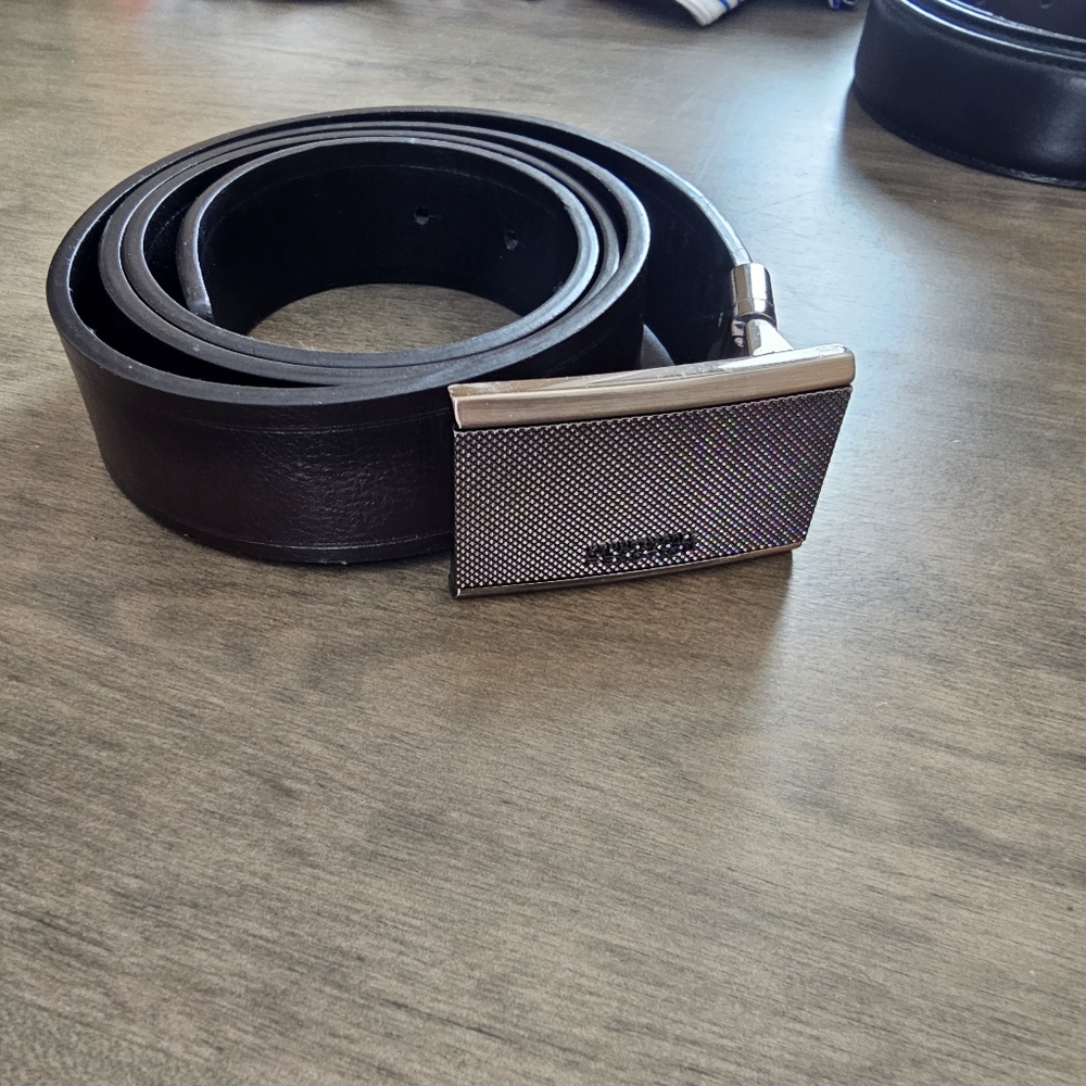 Kenneth Cole - Men's Leather Belt - 40